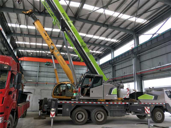 下花园区高空车出租需要注意哪些安全事项？