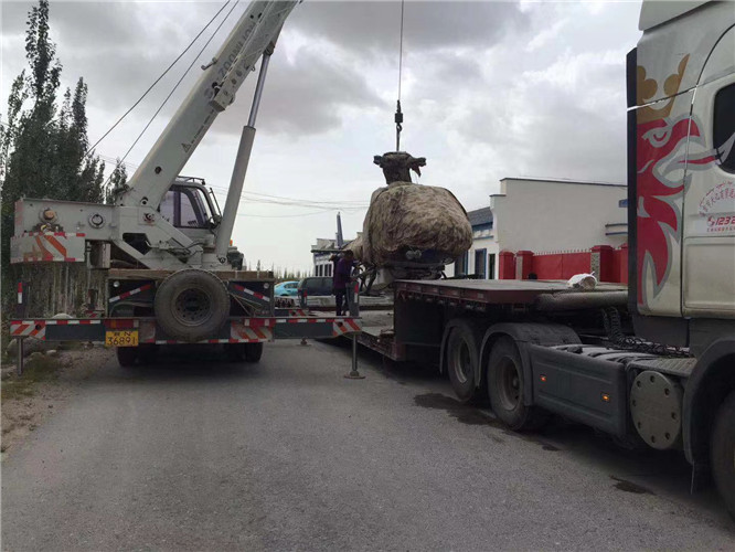 下花园区狭窄场地（如小区、车间）适合用哪种吊车？