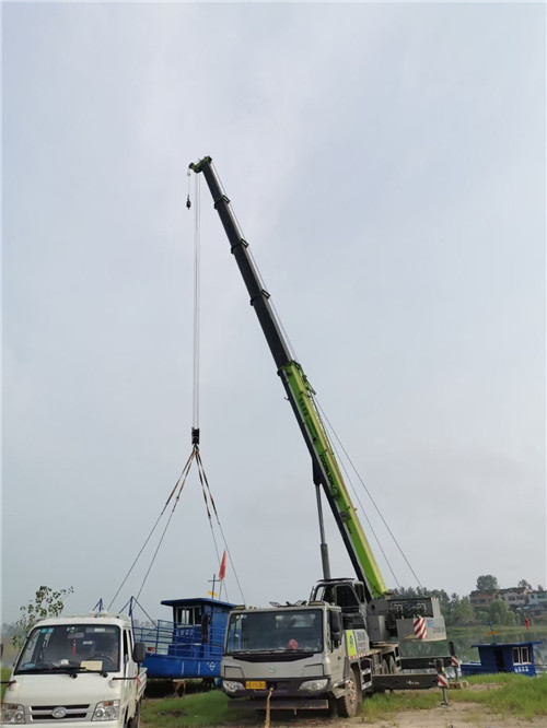 下花园区桥梁建设吊装案例